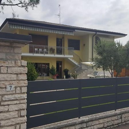 Appartamento Il Melograno เปสเคียรา เดล การ์ดา ภายนอก รูปภาพ